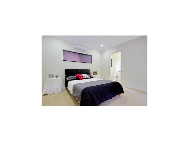 8a Vetiver Street, Trinity Park QLD 4879