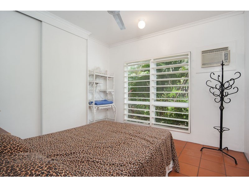 41 Petersen Street, Trinity Beach QLD 4879