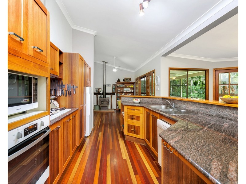 2 Butler Drive, Kuranda QLD 4881