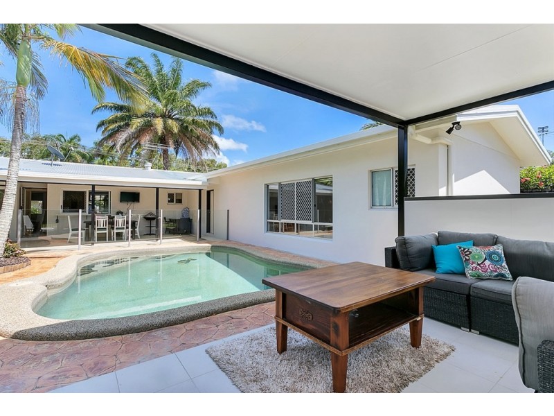 19 Connemara Close, Trinity Beach QLD 4879
