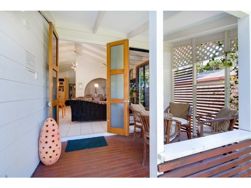 54 Terebra Street, Palm Cove QLD 4879
