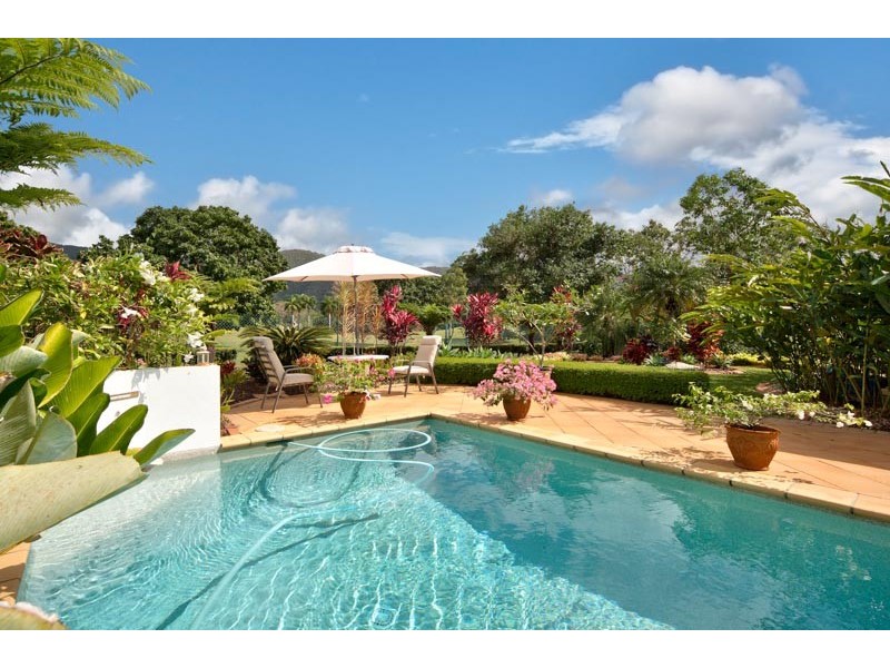 Kewarra Beach QLD 4879