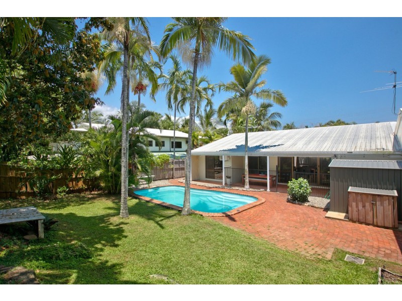7 Madang Street, Trinity Beach QLD 4879