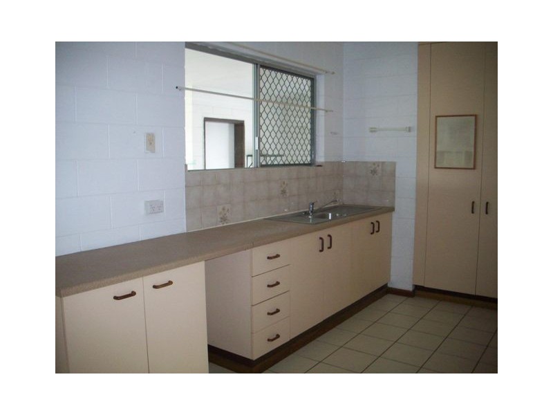 8 Mahab Street, Kewarra Beach QLD 4879