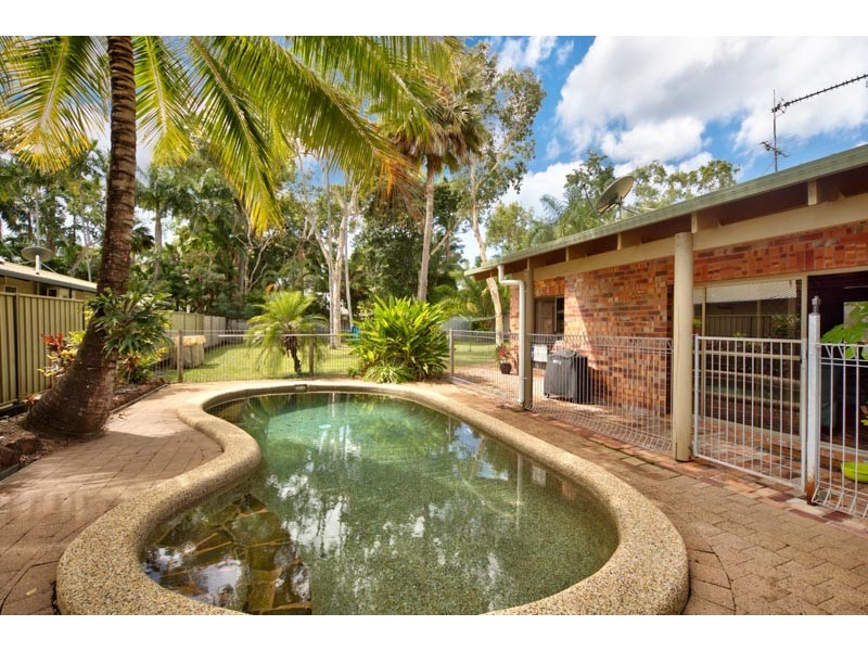 Trinity Beach QLD 4879