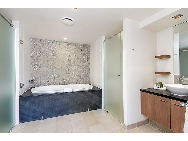 407/5 Triton Street, Palm Cove QLD 4879