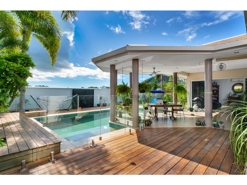10 Iridescent Drive, Trinity Park QLD 4879