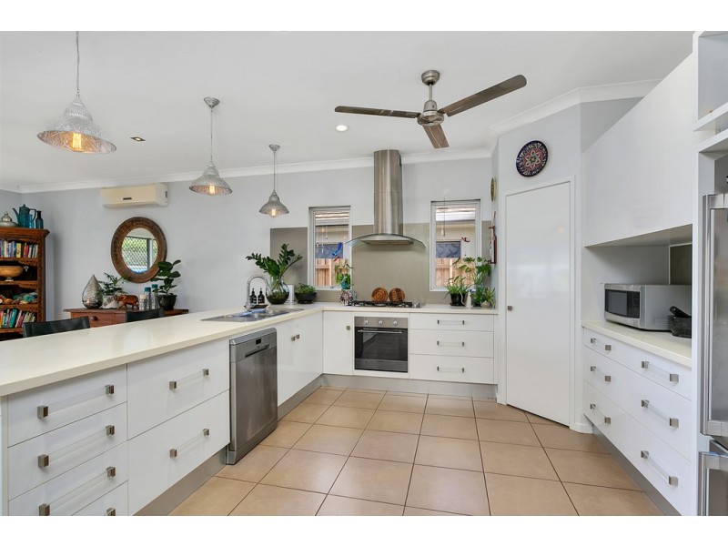 10 Iridescent Drive, Trinity Park QLD 4879