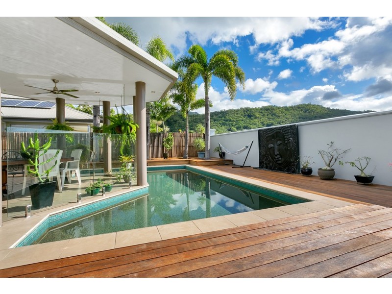 10 Iridescent Drive, Trinity Park QLD 4879