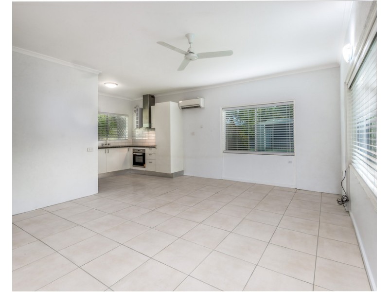 1/33 Petersen Street, Trinity Beach QLD 4879