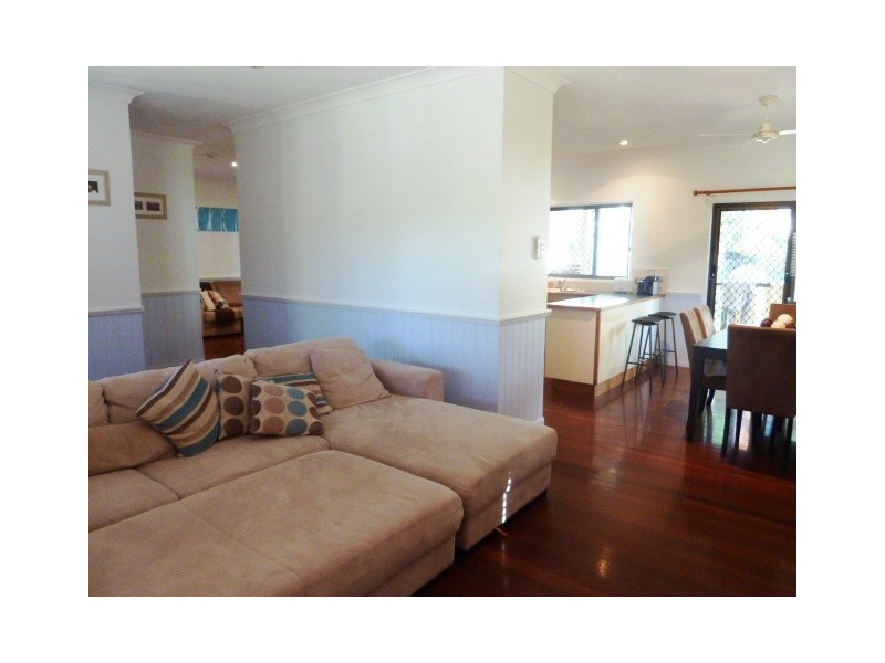 24 Mornington Street, Kewarra Beach QLD 4879