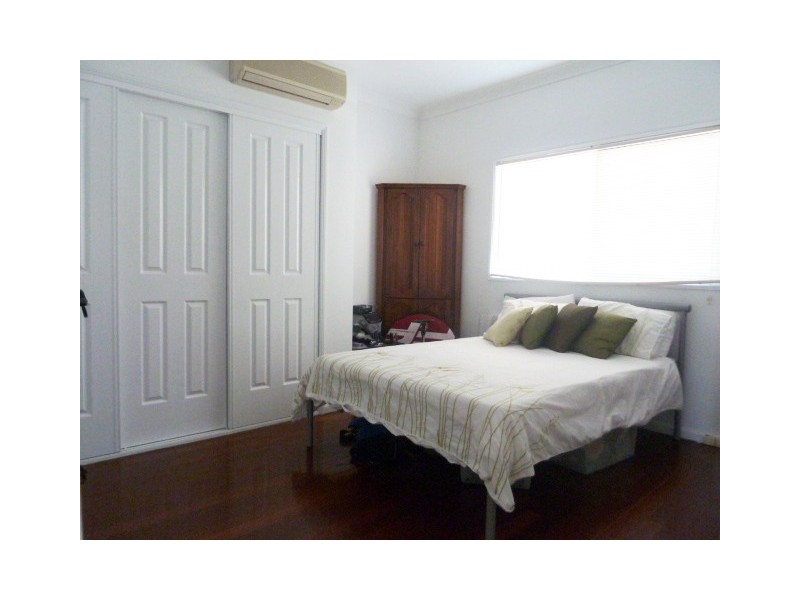 24 Mornington Street, Kewarra Beach QLD 4879