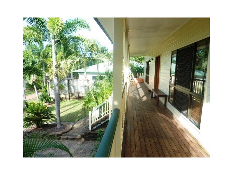 24 Mornington Street, Kewarra Beach QLD 4879