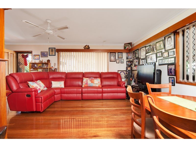 129 Jensen Street, Whitfield QLD 4870