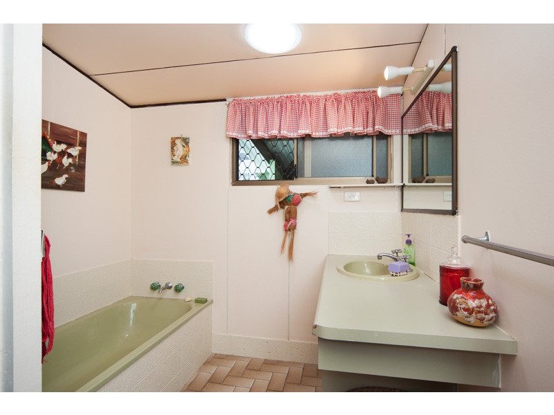 Clifton Beach QLD 4879