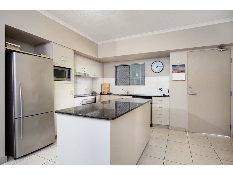 Yorkeys Knob QLD 4878