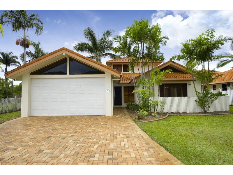 Kewarra Beach QLD 4879