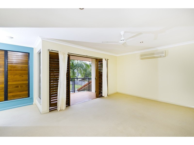 Kewarra Beach QLD 4879