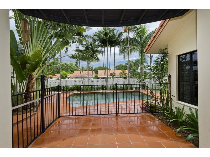 Kewarra Beach QLD 4879