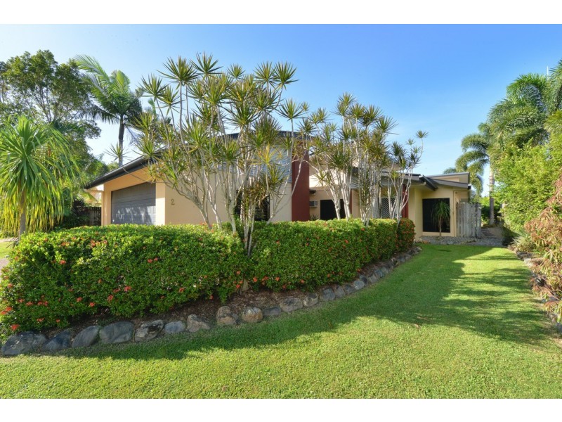 2 Bingil Close, Kewarra Beach QLD 4879