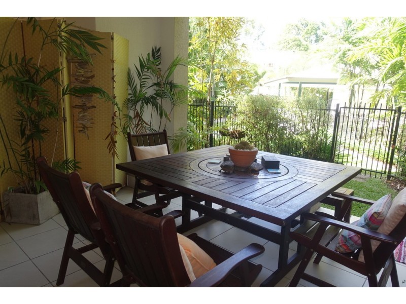 10/1804 Captain Cook Highway, Clifton Beach QLD 4879