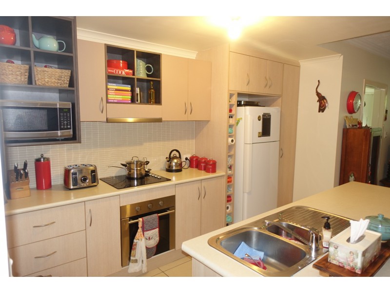 10/1804 Captain Cook Highway, Clifton Beach QLD 4879