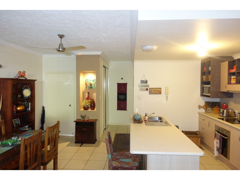 10/1804 Captain Cook Highway, Clifton Beach QLD 4879