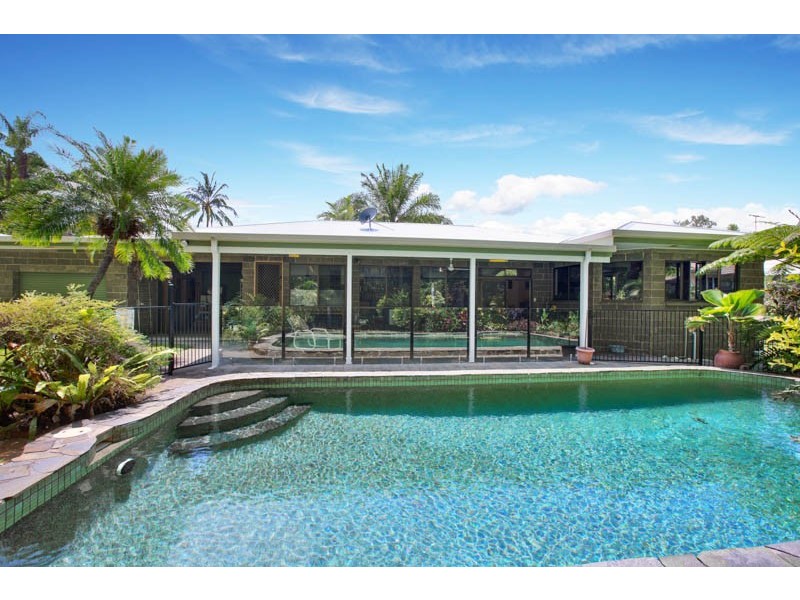 Clifton Beach QLD 4879