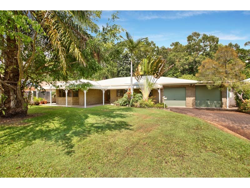 Clifton Beach QLD 4879