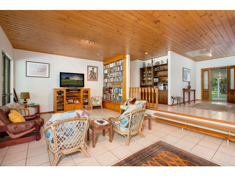 Clifton Beach QLD 4879