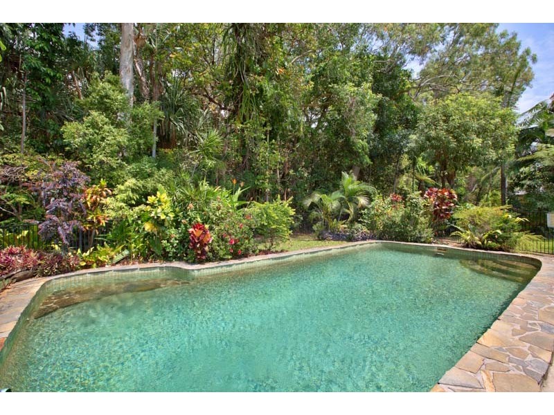 Clifton Beach QLD 4879