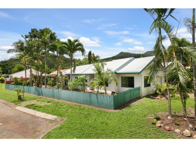 1 Corkwood Street, Kewarra Beach QLD 4879