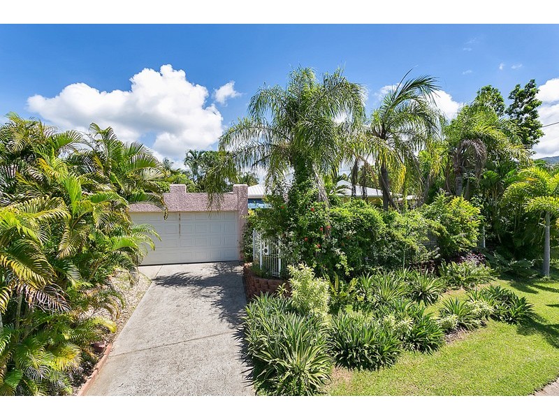 Kewarra Beach QLD 4879