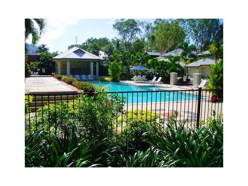 Clifton Beach QLD 4879
