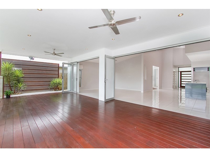 28 Fossilbrook Bend, Trinity Park QLD 4879