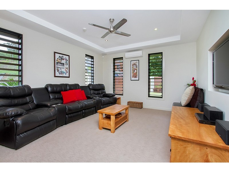 30 Greenvale Street, Smithfield QLD 4878