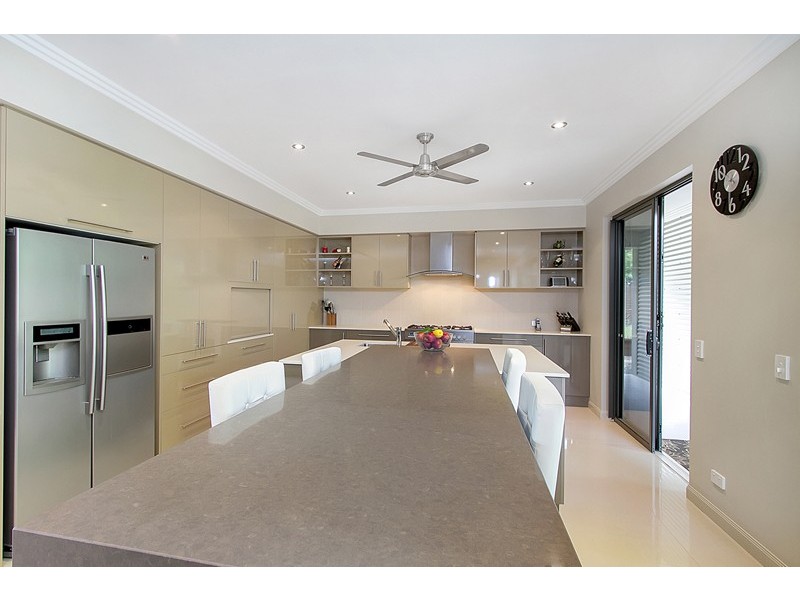 30 Greenvale Street, Smithfield QLD 4878