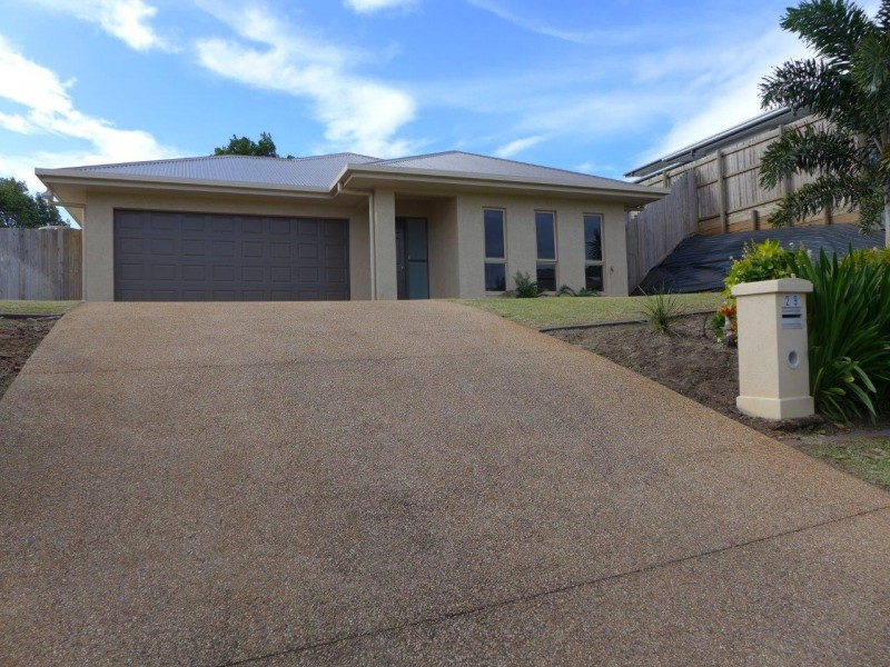 29 Catamaran Circuit, Trinity Beach QLD 4879
