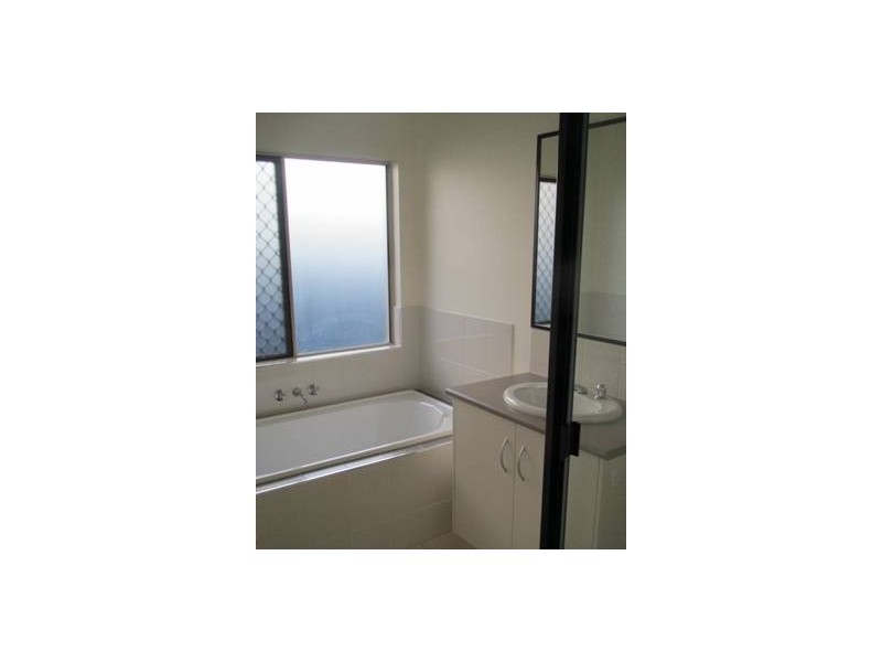 29 Catamaran Circuit, Trinity Beach QLD 4879