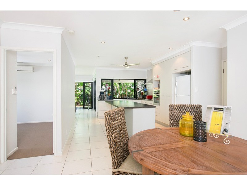 25 Lagoon Drive, Trinity Beach QLD 4879