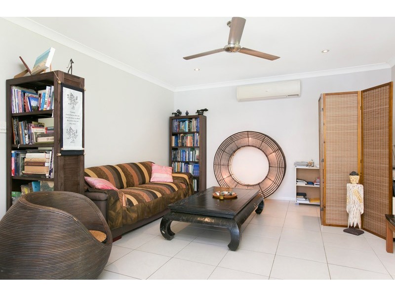 25 Lagoon Drive, Trinity Beach QLD 4879