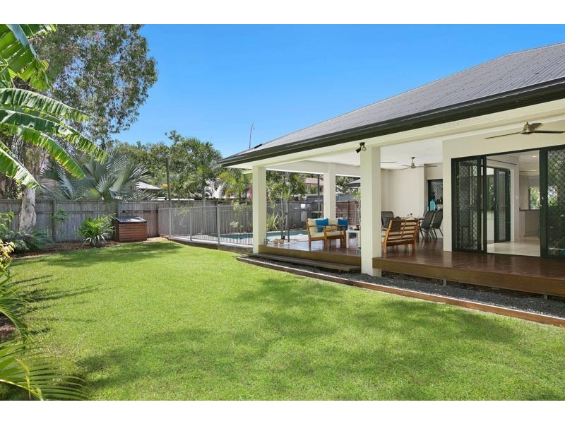 25 Lagoon Drive, Trinity Beach QLD 4879