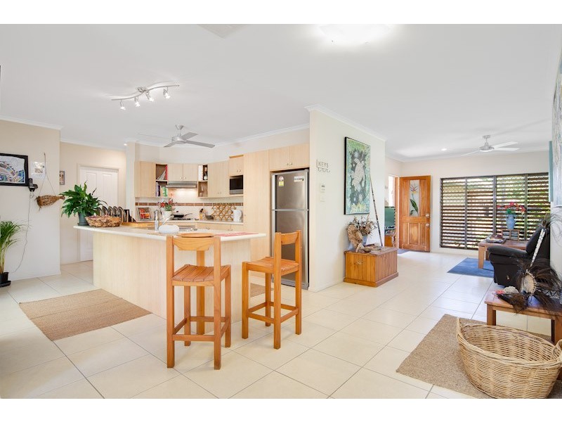 18 Katandra Close, Trinity Beach QLD 4879
