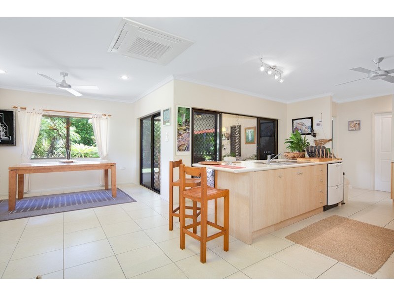 18 Katandra Close, Trinity Beach QLD 4879