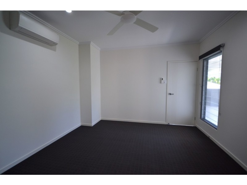 42 Catamaran Circuit, Trinity Beach QLD 4879