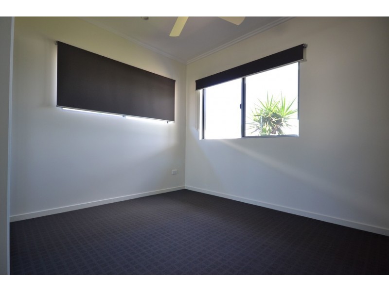 42 Catamaran Circuit, Trinity Beach QLD 4879