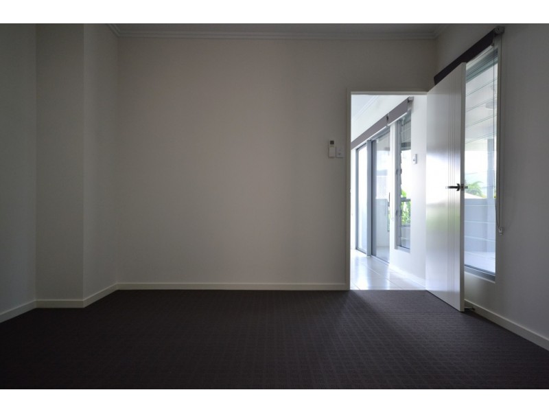 42 Catamaran Circuit, Trinity Beach QLD 4879