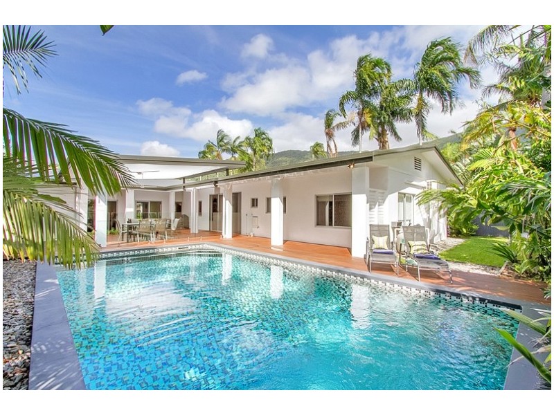 Palm Cove QLD 4879