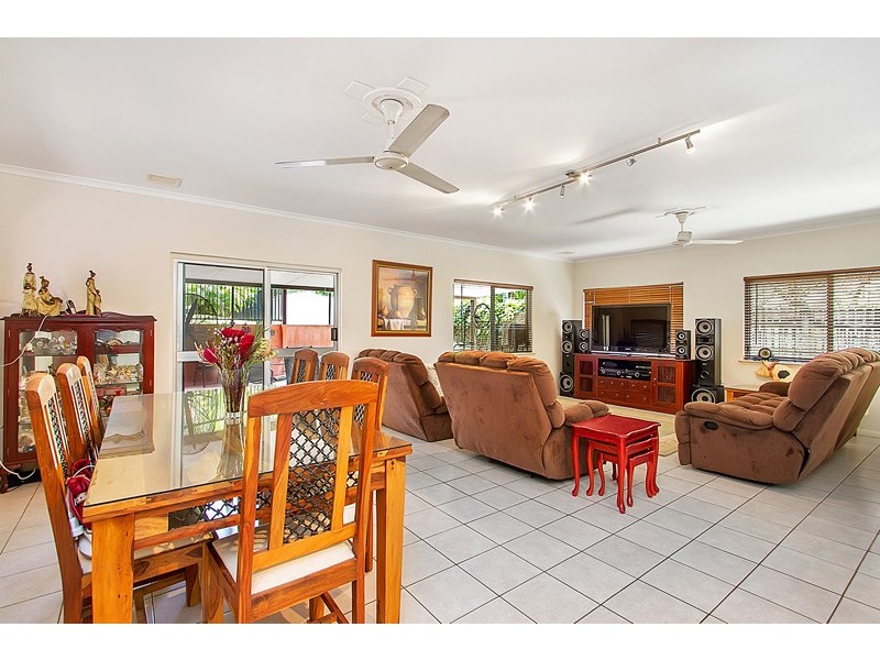 4 Baway Close, Caravonica QLD 4878