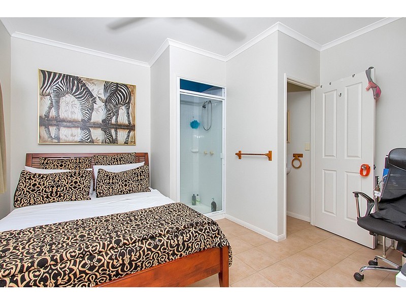 4 Baway Close, Caravonica QLD 4878